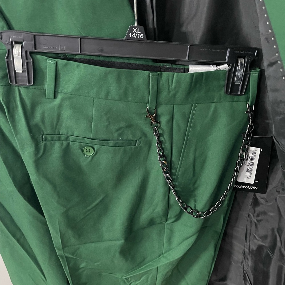 SKINNY DOUBLE BREASTED CHAIN SUIT JACKET AND SKINNY GREEN DRESS PANTS - Picture 2 of 5